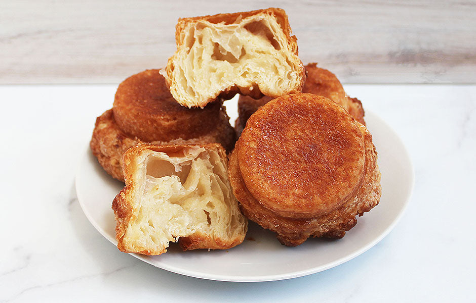 Dominique Ansel Bakery 4pc DKA cut open