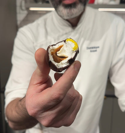 6pc Peep-a-Boo Chocolate Eggs